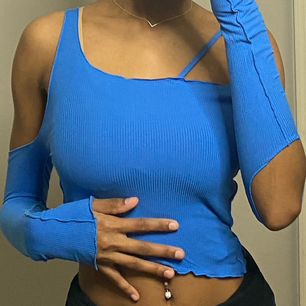 Ribbed Cut Out Crop Top